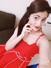 Riya-indian Model +, Bahrain call girl, Foot Fetish Bahrain Escorts - Feet Worship