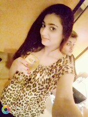 Riya-indian Model +, Bahrain escort, Foot Fetish Bahrain Escorts - Feet Worship